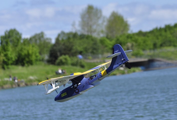 20150614 Craigavon splash in 1