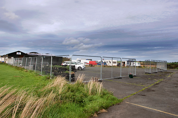 20160927 Fencing in situ